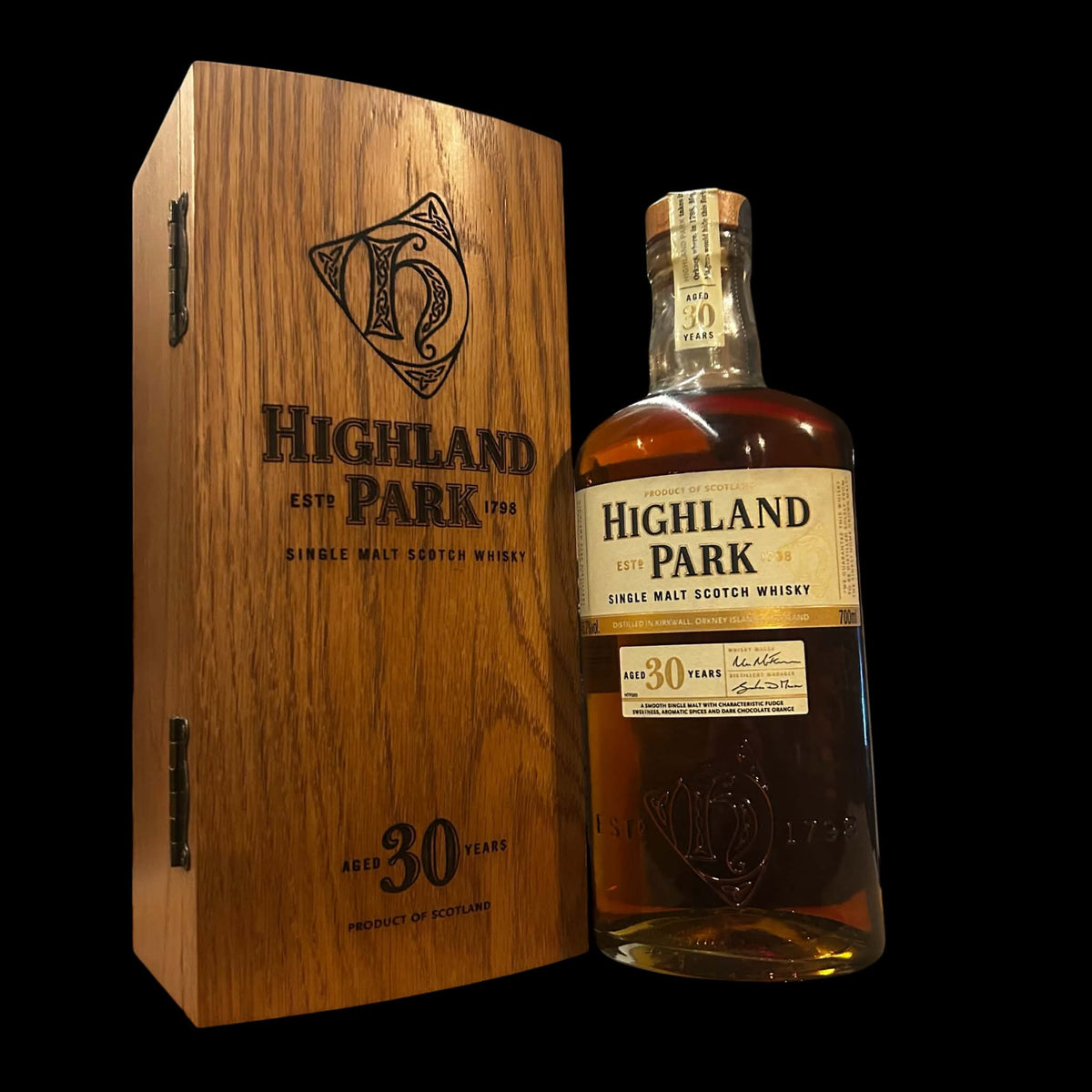 Highland Park 30 Years 45,7 procent 70 cl originele houten kist CN-009