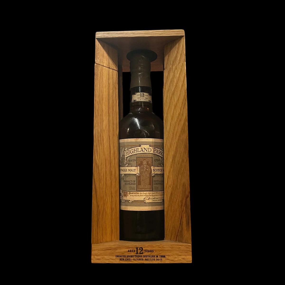 Highland Park Saint Magnus Edition Two 2010 12 years 55% 70cl oak wooden presentation box